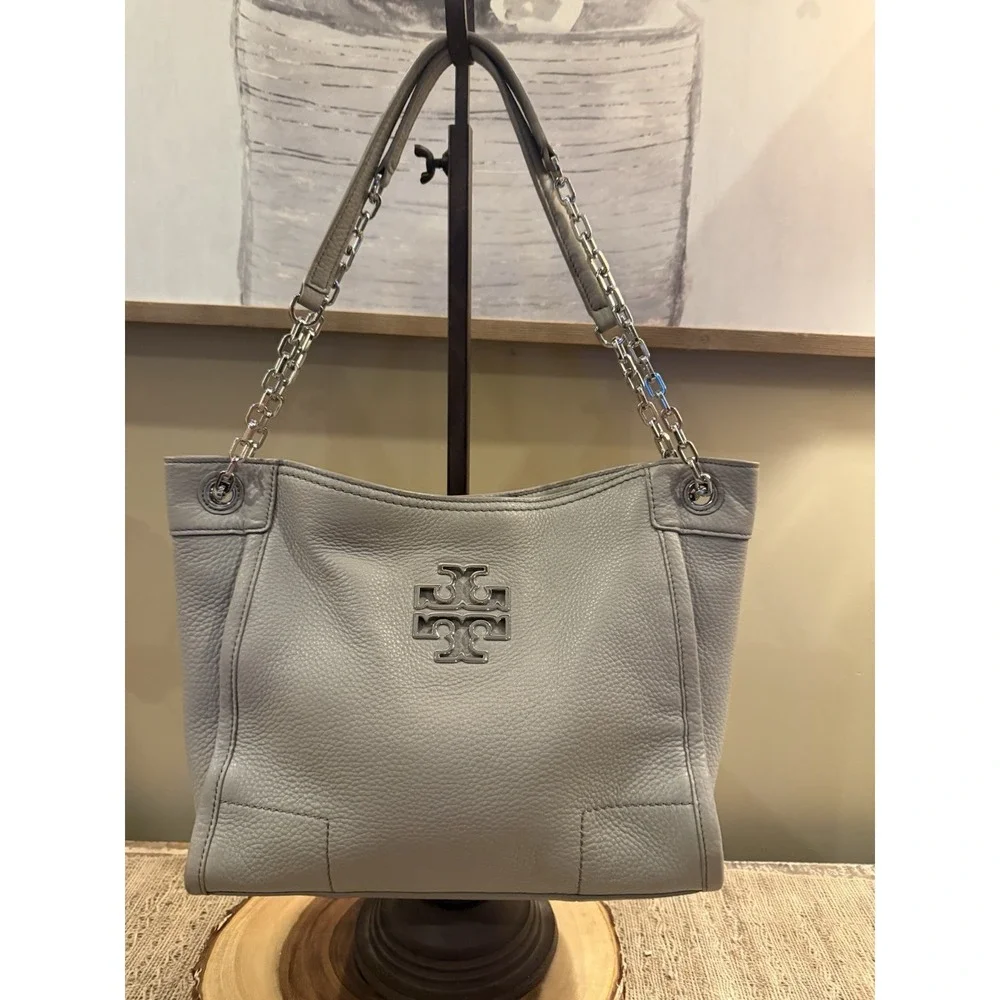 Tory Burch Britten French Grey Shoulder Bag‎ Pebbled Leather Chain Slouchy Tote